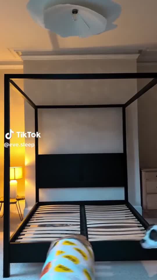 Creator video: assembling the bed frame at home