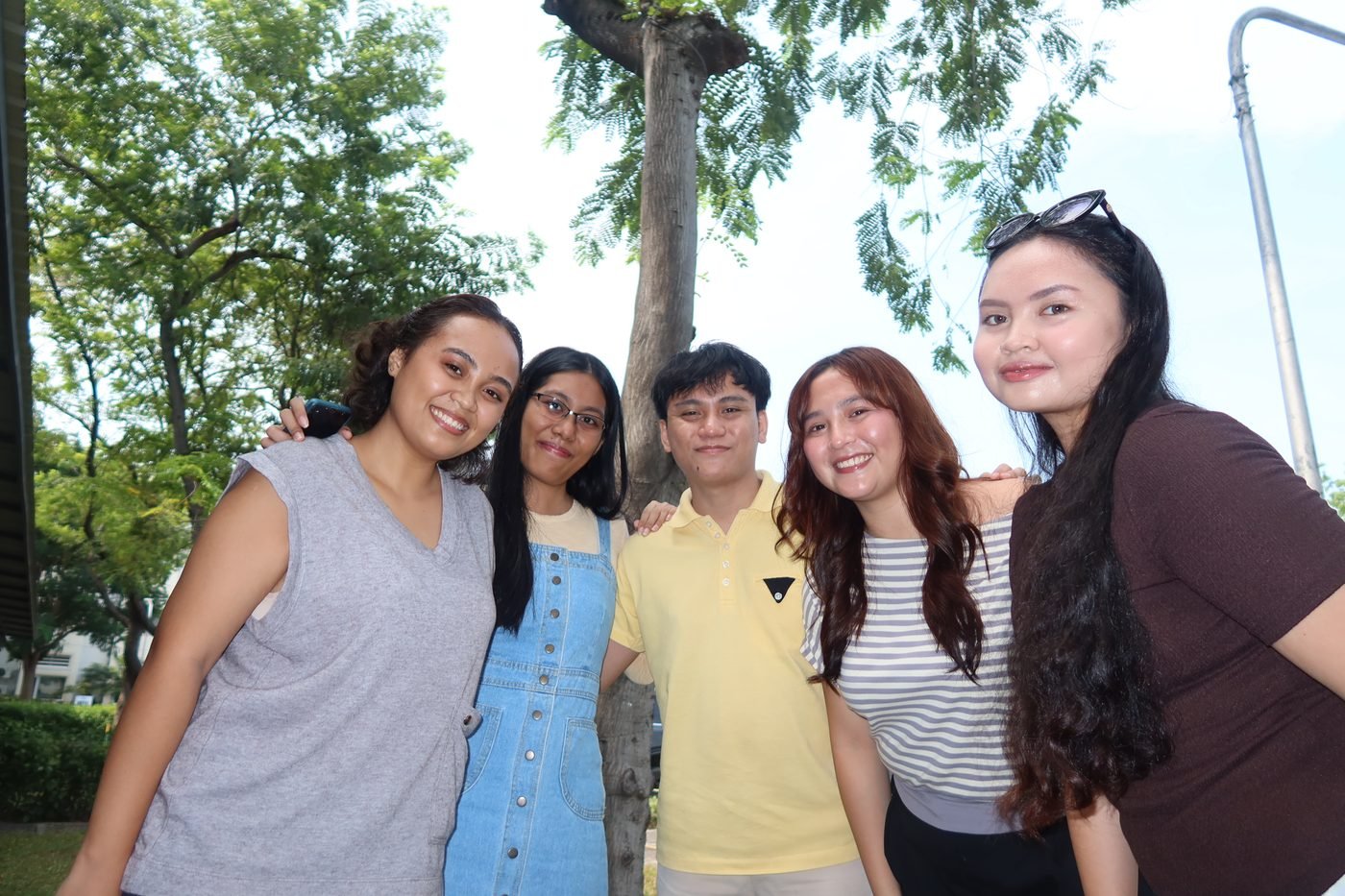 The Gensan team together outdoors